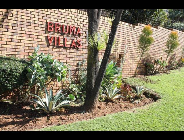 2 BEDROOM TOWNHOUSE FOR SALE IN BRUMA